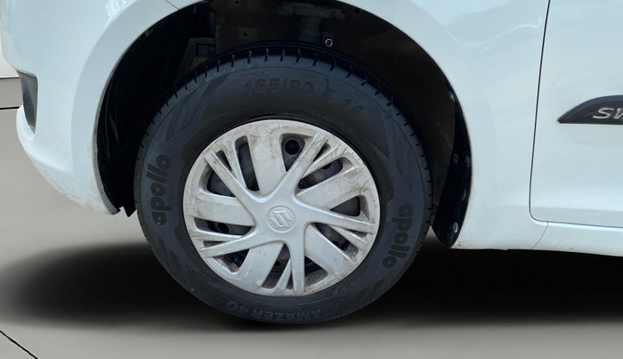 2014 Maruti Swift VXI, Petrol, Manual, 95,939 km, Left Front Wheel