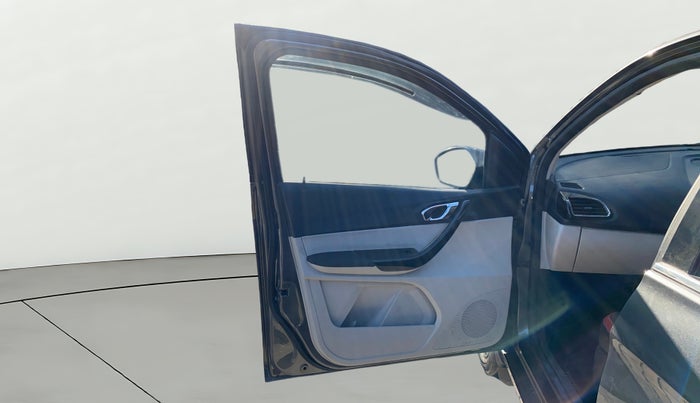 2022 Tata TIGOR XZ PLUS CNG, CNG, Manual, 43,589 km, LHS Front Door