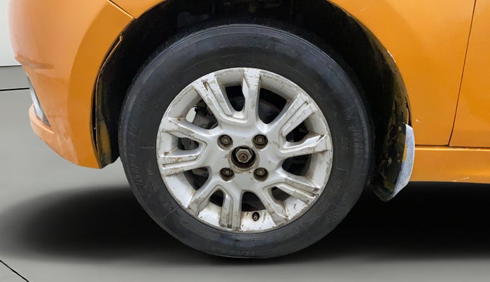 2016 Tata Tiago XZ DIESEL, Diesel, Manual, 77,558 km, Left Front Wheel