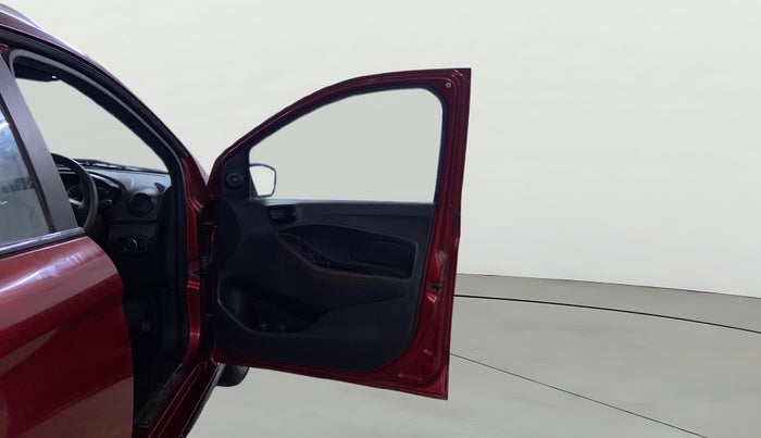 2020 Ford FREESTYLE TITANIUM 1.2 PETROL, Petrol, Manual, 43,550 km, RHS Front Door