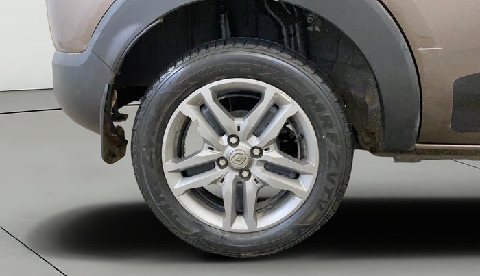 2024 Renault TRIBER RXZ, Petrol, Manual, 11,880 km, Right Rear Wheel