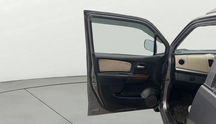 2017 Maruti Wagon R 1.0 LXI CNG, CNG, Manual, 71,059 km, LHS Front Door