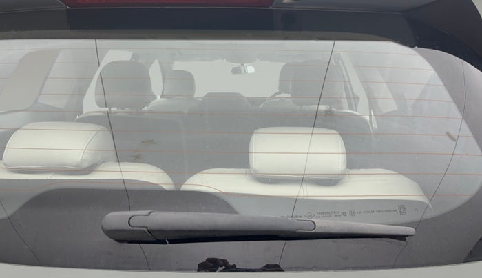 2022 Mahindra XUV700 AX 5 D AT 7 STR, Diesel, Automatic, 65,725 km, Rear Wiper