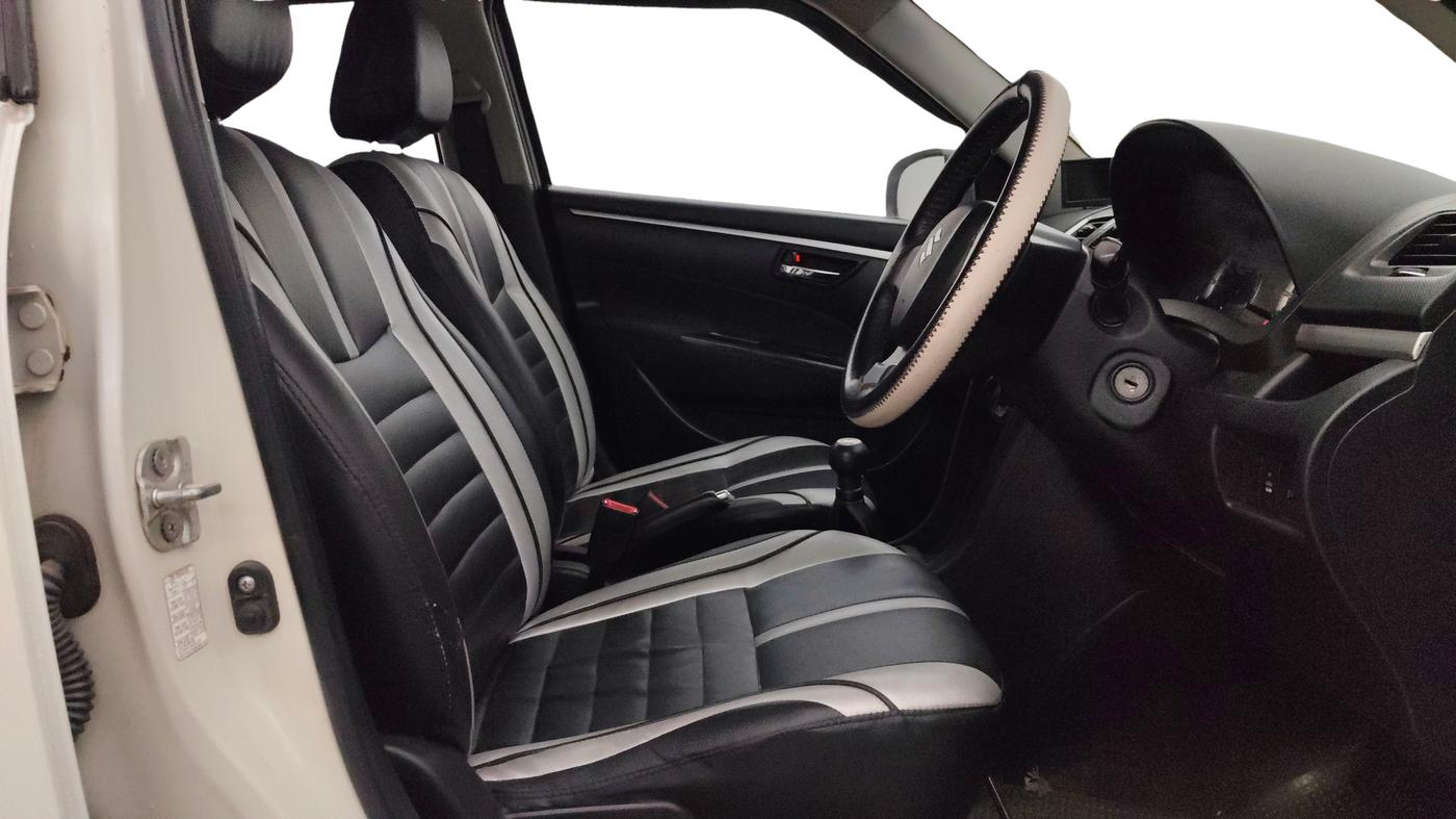 2013 Maruti Swift VXI, Petrol, Manual, 72,244 km, Right Side Front Door Cabin