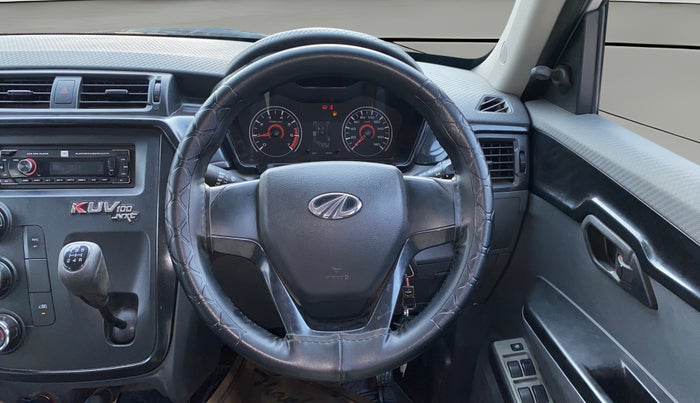 2020 Mahindra KUV 100 NXT K2+ P 6 STR, Petrol, Manual, 77,235 km, Steering Wheel Close Up