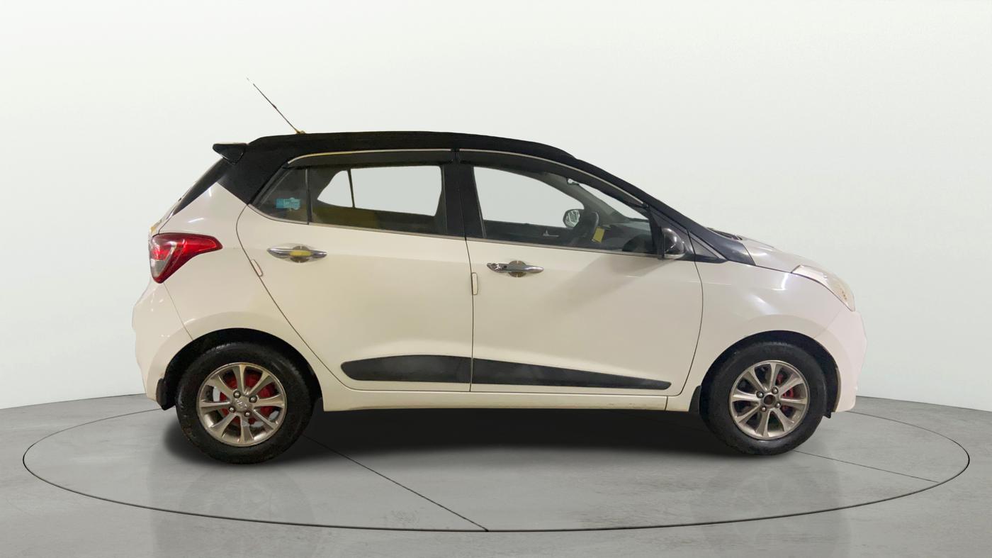 2016 Hyundai Grand i10 ASTA (O) AT 1.2 KAPPA VTVT, Petrol, Automatic, 52,189 km, Right Side View