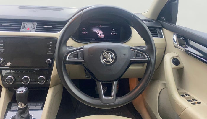 2018 Skoda Octavia L&K 1.8 TSI AT, Petrol, Automatic, 79,257 km, Steering Wheel Close Up