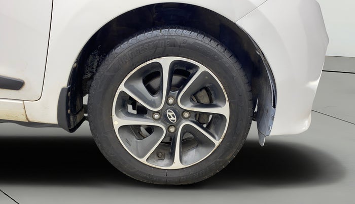 2018 Hyundai Grand i10 SPORTZ AT 1.2 KAPPA VTVT, Petrol, Automatic, 57,913 km, Right Front Wheel