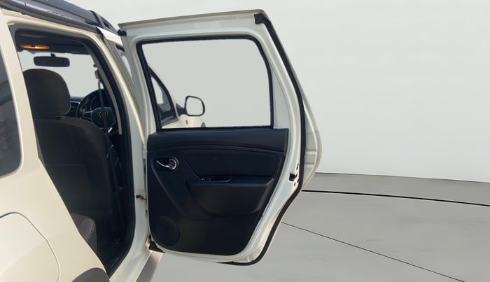 2021 Renault Duster RXZ 1.5 PETROL MT, Petrol, Manual, 1,10,497 km, RHS Rear Door