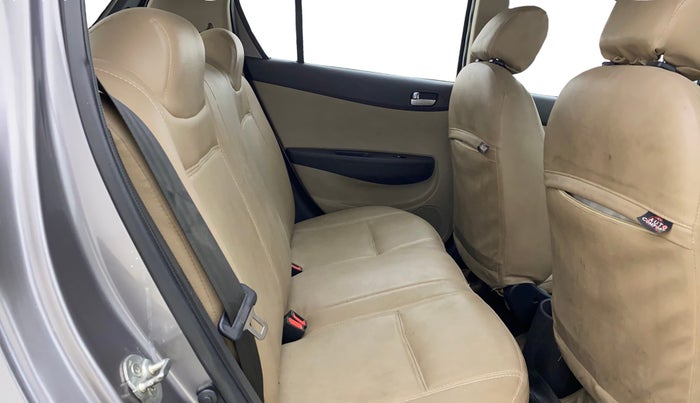 2013 Hyundai i20 MAGNA (O) 1.2, Petrol, Manual, 55,859 km, Right Side Rear Door Cabin