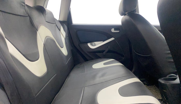 2015 Ford Figo TITANIUM 1.2 PETROL, Petrol, Manual, 77,456 km, Right Side Rear Door Cabin