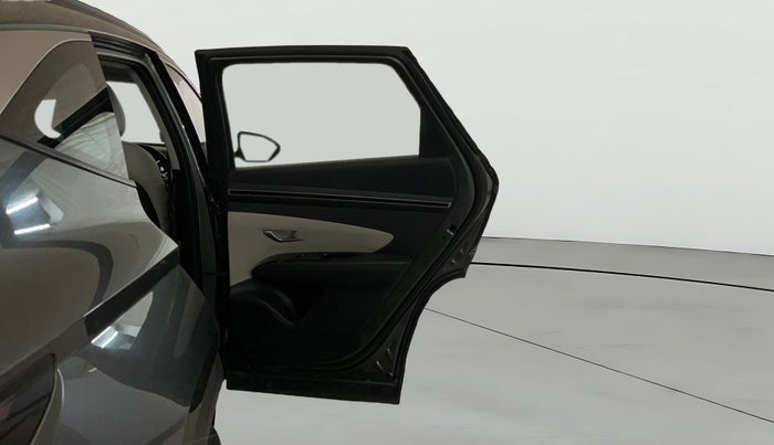 2023 Hyundai Tucson SIGNATURE 2.0 AT PETROL, Petrol, Automatic, 30,062 km, RHS Rear Door