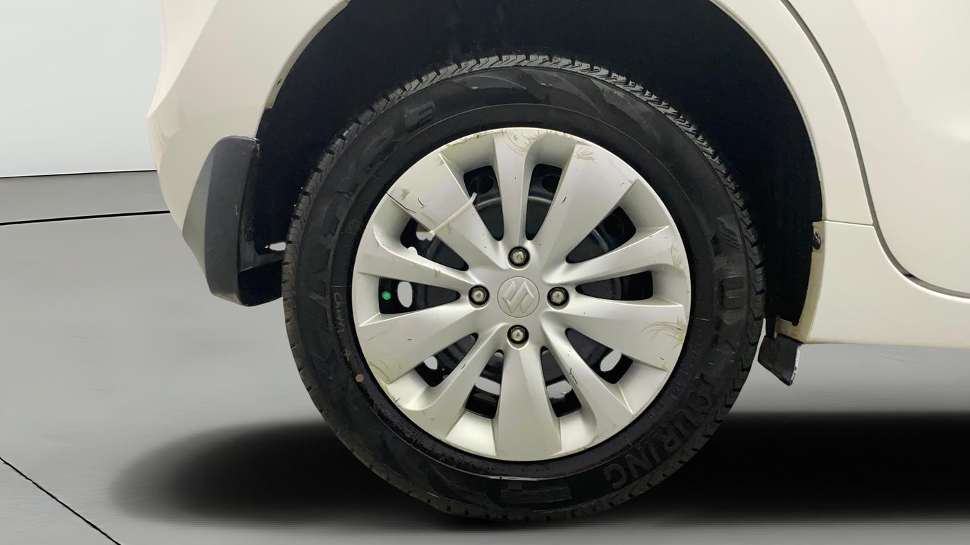 2017 Maruti Baleno DELTA CVT PETROL 1.2, Petrol, Automatic, 62,138 km, Right Rear Wheel