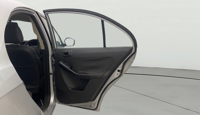 2014 Tata Zest XMS PETROL, Petrol, Manual, 28,842 km, RHS Rear Door