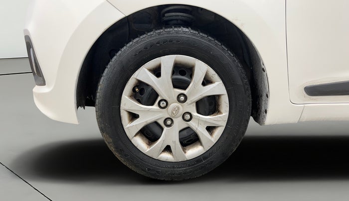 2016 Hyundai Grand i10 SPORTZ 1.2 KAPPA VTVT, Petrol, Manual, 89,264 km, Left Front Wheel