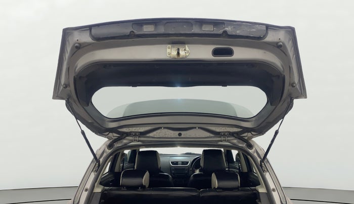 2014 Maruti Swift VDI, Diesel, Manual, 84,501 km, Boot Door Open