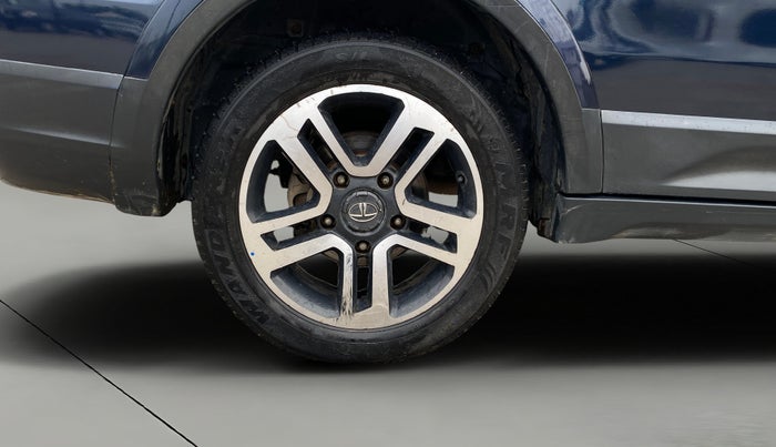 2017 Tata Hexa XT 4X2 6 STR, Diesel, Manual, 61,109 km, Right Rear Wheel