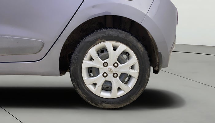 2016 Hyundai Grand i10 SPORTZ 1.2 KAPPA VTVT, Petrol, Manual, 1,36,544 km, Left Rear Wheel