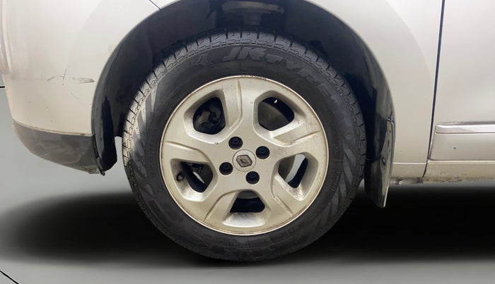 2015 Renault Lodgy 110 PS RXZ 7 STR, Diesel, Manual, 59,014 km, Left Front Wheel