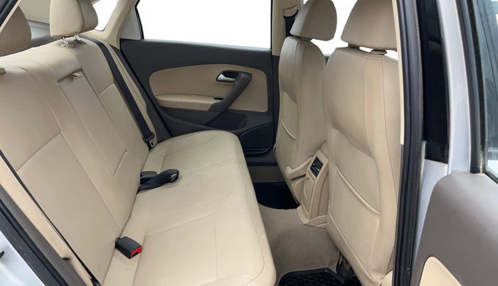 2016 Volkswagen Vento HIGHLINE PETROL AT, Petrol, Automatic, 83,011 km, Right Side Rear Door Cabin