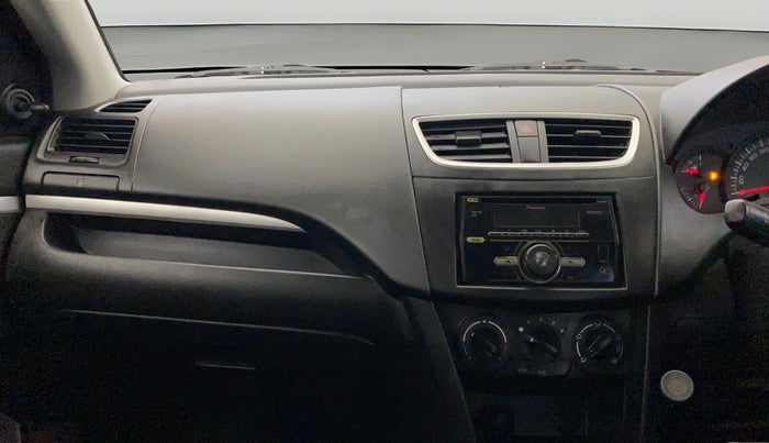 2015 Maruti Swift LXI (O), Petrol, Manual, 69,788 km, Air Conditioner