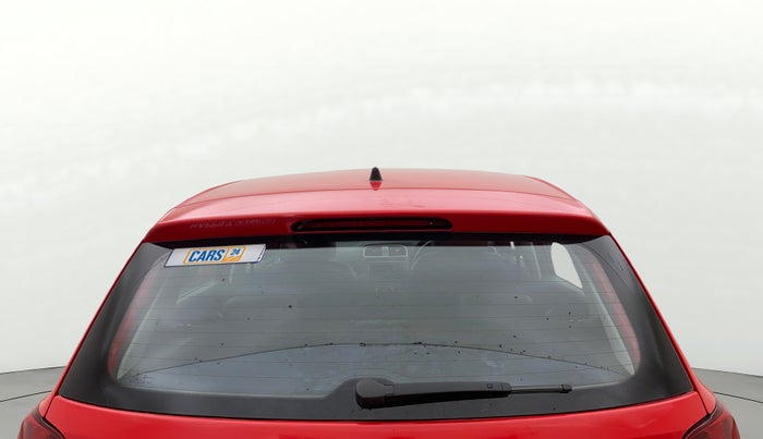 2017 Volkswagen Polo HIGHLINE PLUS 1.2(16 ALLOY, Petrol, Manual, 1,04,272 km, Rear Windshield