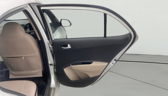 2014 Hyundai Xcent S (O) 1.2, Petrol, Manual, 77,632 km, RHS Rear Door