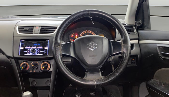 2017 Maruti Swift LXI (O), Petrol, Manual, 46,024 km, Steering Wheel Close Up