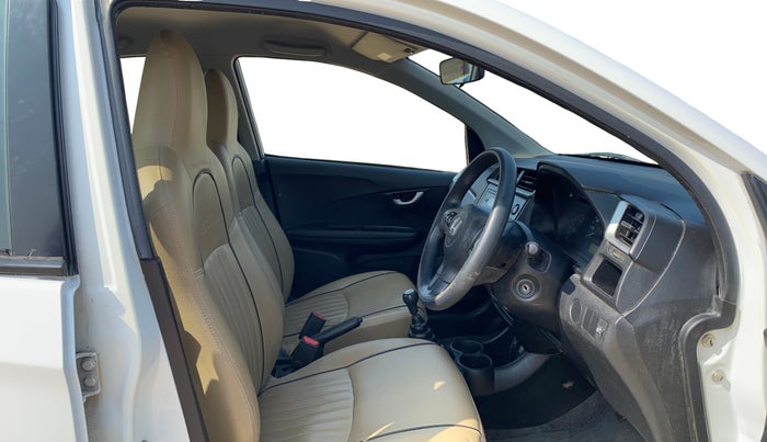 2017 Honda Brio VX MT, Petrol, Manual, 1,01,621 km, Right Side Front Door Cabin