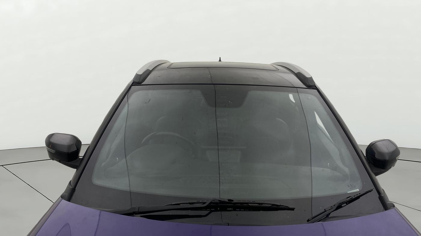 2023 Tata NEXON FEARLESS PURPLE + SUNROOF DUAL TONE 1.2 PETROL, Petrol, Manual, 26,036 km, Front Windshield
