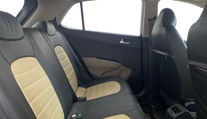 2020 Hyundai Grand i10 SPORTZ 1.2 KAPPA VTVT, Petrol, Manual, 53,906 km, Right Side Rear Door Cabin