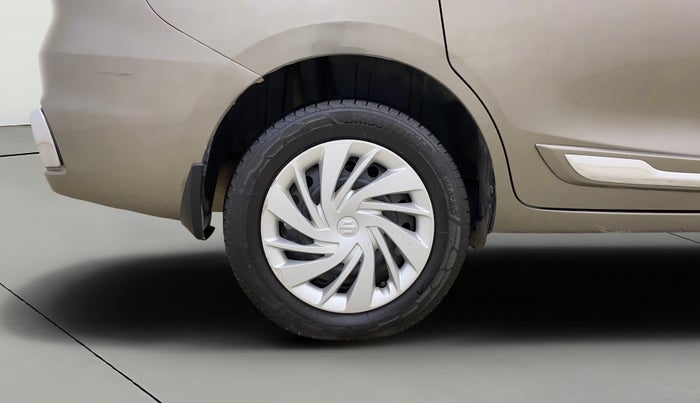 2021 Maruti Ertiga VXI CNG, CNG, Manual, 1,26,683 km, Right Rear Wheel