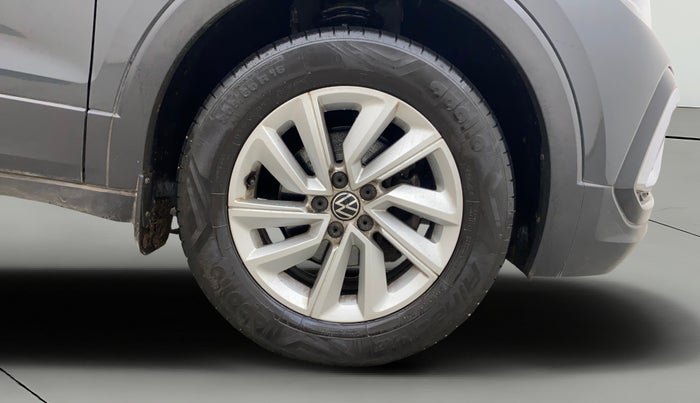 2022 Volkswagen TAIGUN HIGHLINE 1.0 TSI MT, Petrol, Manual, 29,274 km, Right Front Wheel