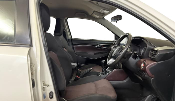 2024 Maruti Grand Vitara SIGMA SMART HYBRID, Petrol, Manual, 1,00,927 km, Right Side Front Door Cabin