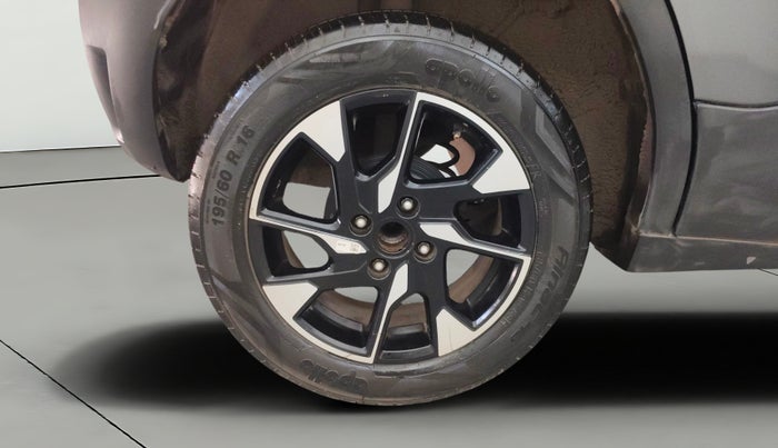 2024 Tata PUNCH CREATIVE  AMT, Petrol, Automatic, 10,180 km, Right Rear Wheel