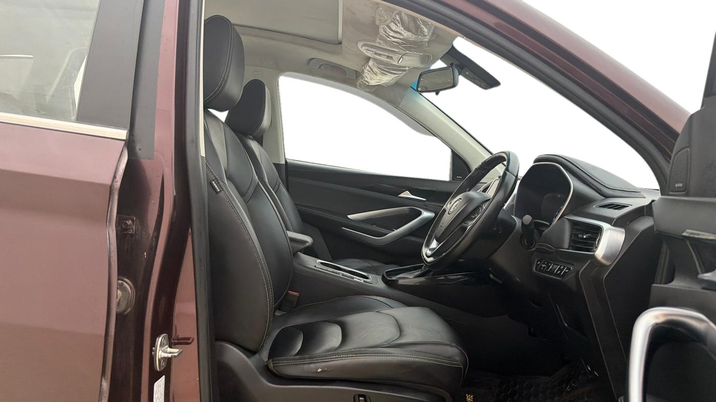 2019 MG HECTOR SHARP 1.5 DCT PETROL, Petrol, Automatic, 62,273 km, Right Side Front Door Cabin