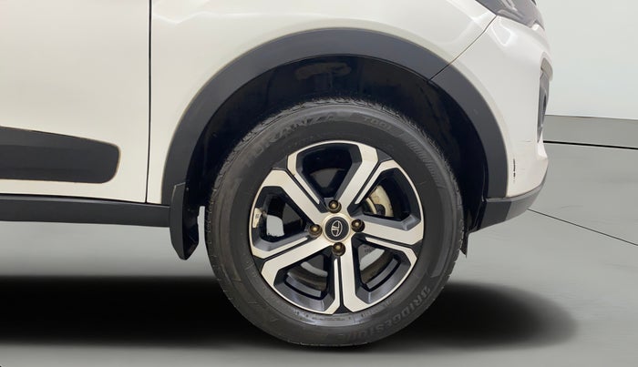 2022 Tata NEXON XZ PLUS PETROL, Petrol, Manual, 20,545 km, Right Front Wheel