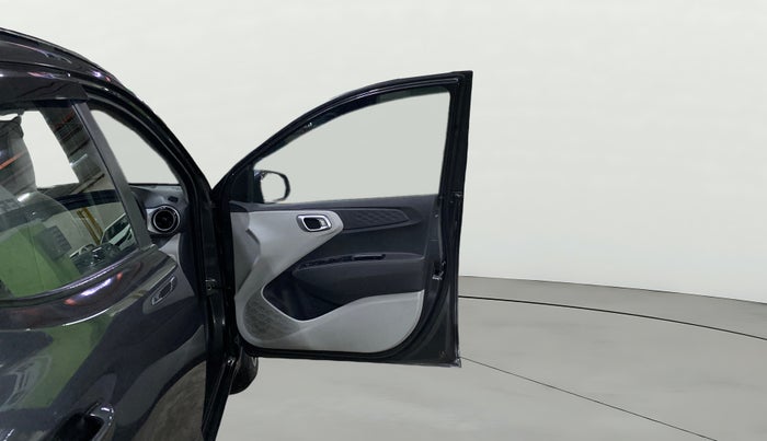 2023 Hyundai GRAND I10 NIOS SPORTZ AMT 1.2 KAPPA VTVT, Petrol, Automatic, 11,129 km, RHS Front Door