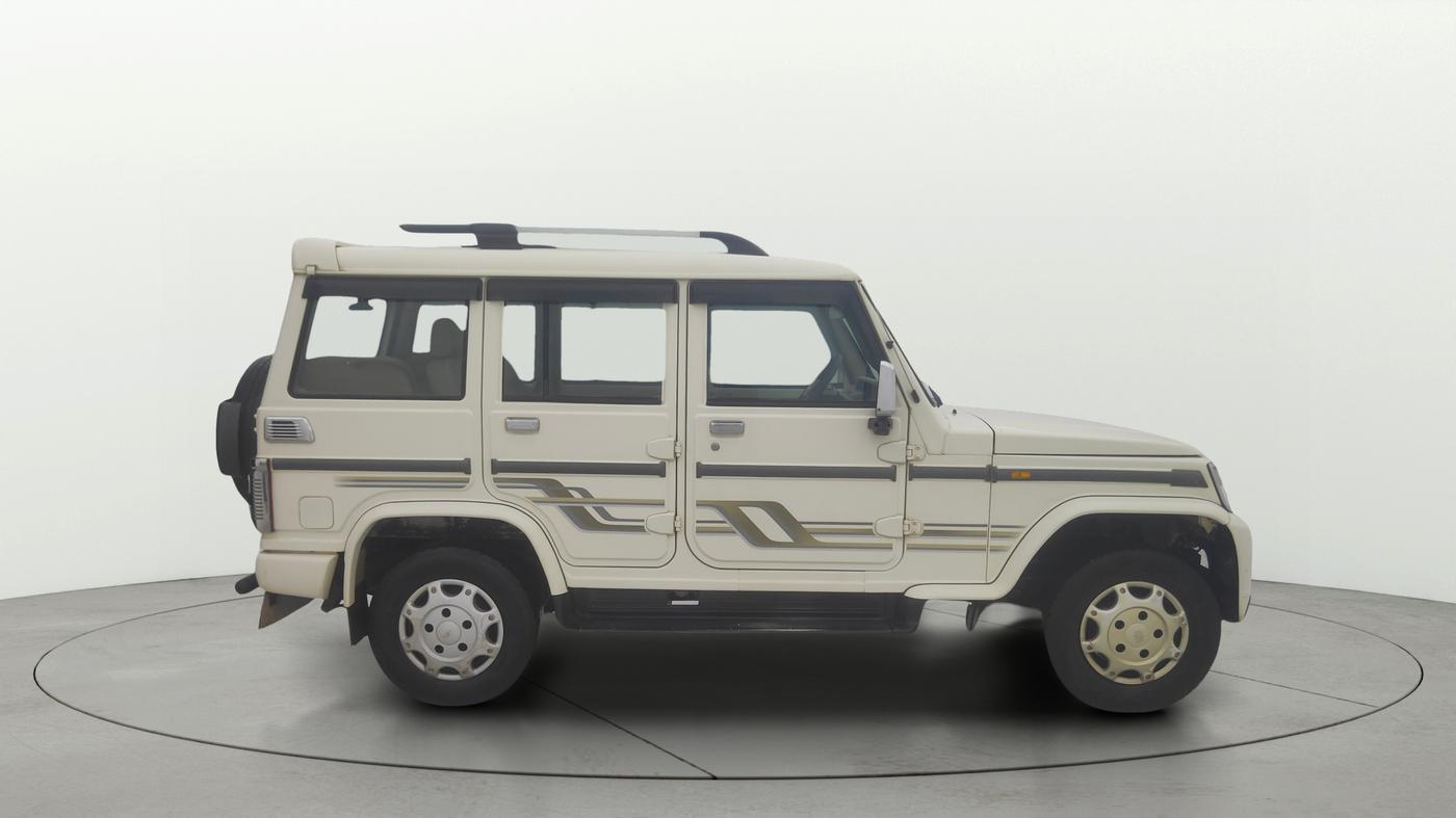 2022 Mahindra Bolero B6 (O), Diesel, Manual, 90,634 km, Right Side View
