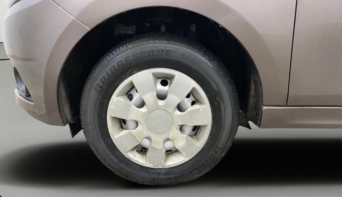 2019 Tata Tiago XE PETROL, Petrol, Manual, 32,346 km, Left Front Wheel