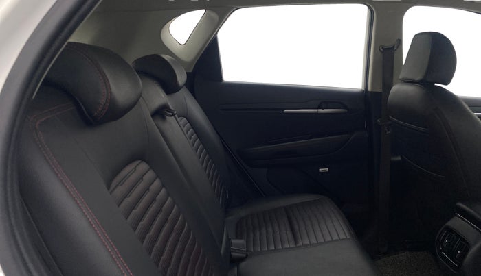 2020 KIA SONET GTX PLUS 1.5 AT, Diesel, Automatic, 75,959 km, Right Side Rear Door Cabin