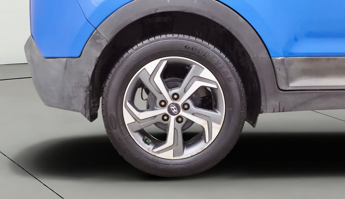 2018 Hyundai Creta SX AT 1.6 DIESEL, Diesel, Automatic, 1,45,370 km, Right Rear Wheel