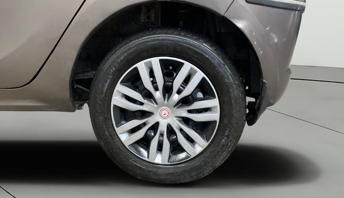 2017 Tata Tiago XT PETROL, Petrol, Manual, 71,017 km, Left Rear Wheel