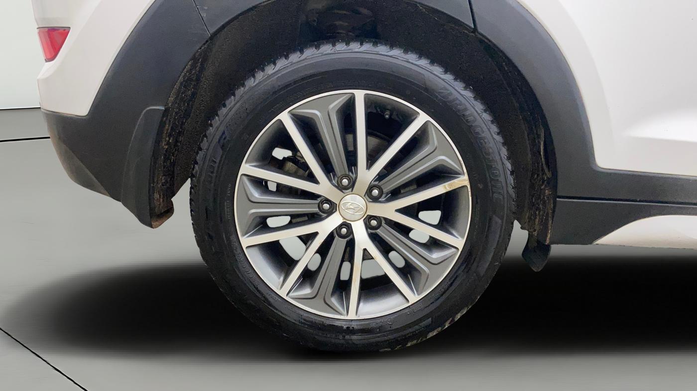 2019 Hyundai Tucson GL (O) 2WD AT PETROL, Petrol, Automatic, 1,14,846 km, Right Rear Wheel