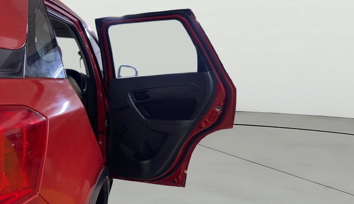 2016 Maruti Vitara Brezza VDI, Diesel, Manual, 1,03,019 km, RHS Rear Door