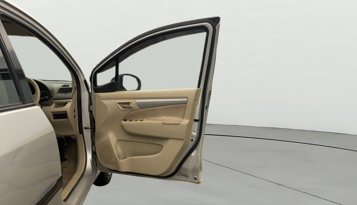 2013 Maruti Ertiga VXI, Petrol, Manual, 87,220 km, RHS Front Door