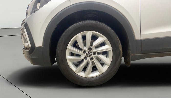 2023 Volkswagen TAIGUN HIGHLINE 1.0 TSI MT, Petrol, Manual, 48,669 km, Left Front Wheel