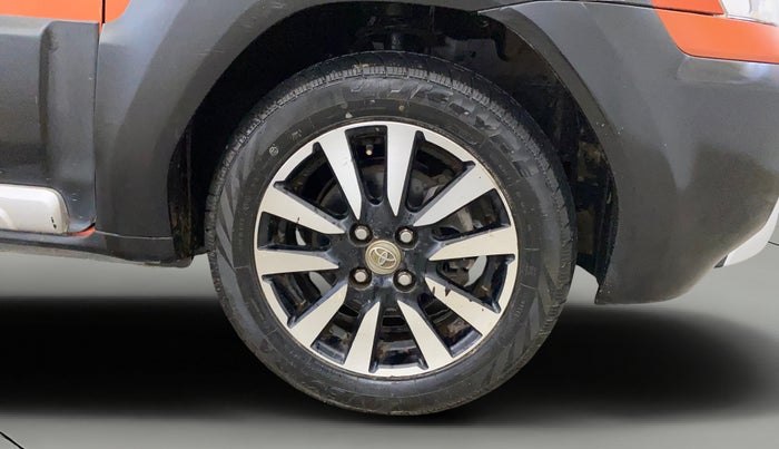 2014 Toyota Etios CROSS 1.2 G, Petrol, Manual, 44,728 km, Right Front Wheel