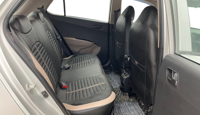 2018 Hyundai Grand i10 MAGNA 1.2 KAPPA VTVT, Petrol, Manual, 69,272 km, Right Side Rear Door Cabin