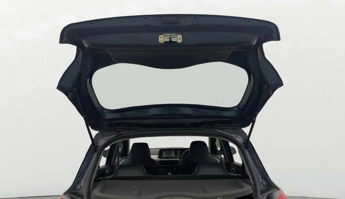 2022 Hyundai GRAND I10 NIOS SPORTZ 1.2 KAPPA VTVT CNG, CNG, Manual, 76,343 km, Boot Door Open